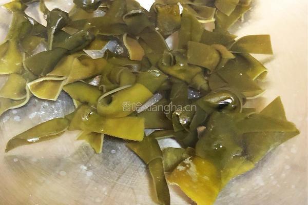 海带骨头豆腐汤的做法图解4