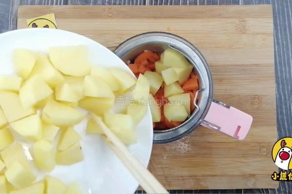 宝宝生鲜，土豆牛肉饼，美味食补爱不释手【小鹿优鲜】的做法图解3