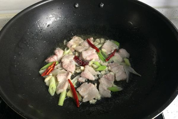茶树菇炒五花肉的做法图解5
