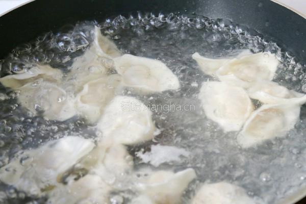 海参鲜虾肉馄饨的做法图解14