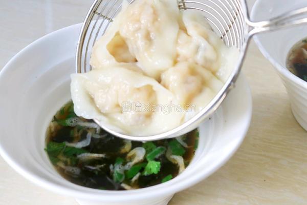 海参鲜虾肉馄饨的做法图解18
