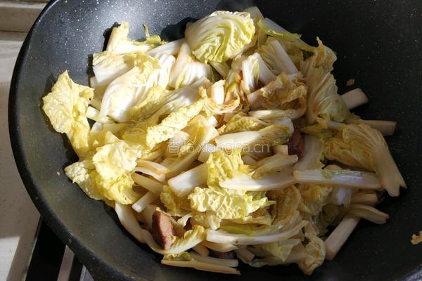 娃娃菜炖冻豆腐的做法图解8