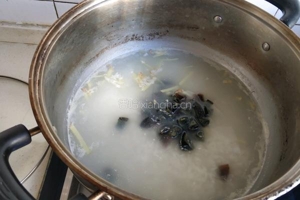 皮蛋瘦肉粥的做法图解8