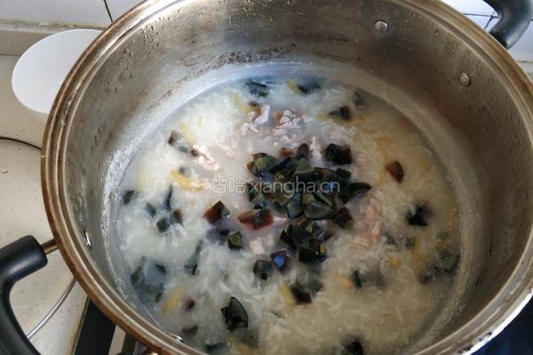 皮蛋瘦肉粥的做法图解11