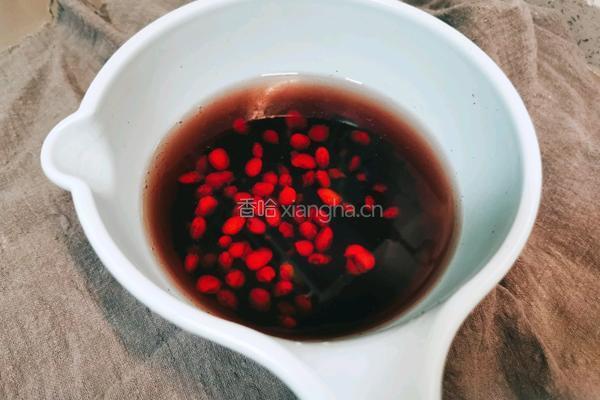 紫米牛奶羹的做法图解3