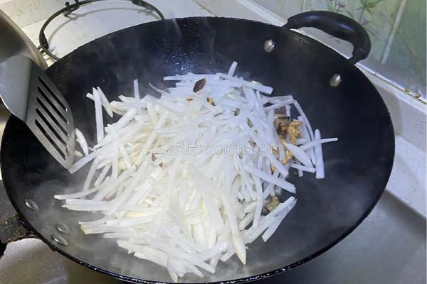 鸡汁萝卜丝的做法图解7