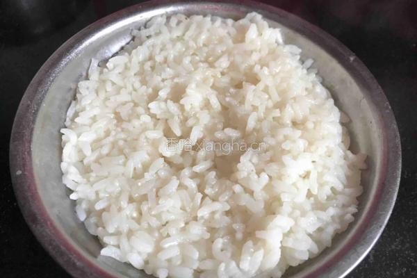 圣诞饭团的做法图解1