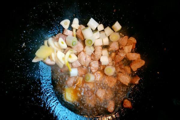 冬天来一碗美味炖菜加饭团的做法图解6