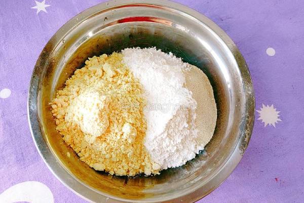 枸杞黄豆发糕的做法图解3