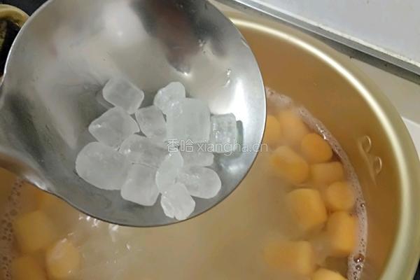 芋圆红枣银耳羹的做法图解4