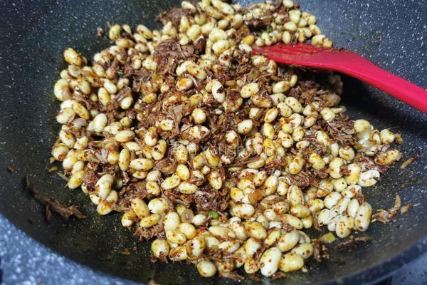 牛肉煨黄豆的做法图解12