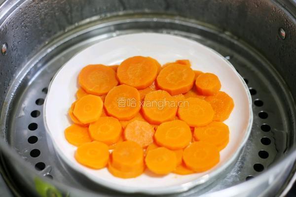 胡萝卜红枣点心的做法图解2