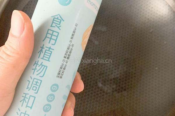 一岁宝宝辅食：虾油面（超级鲜）的做法图解3