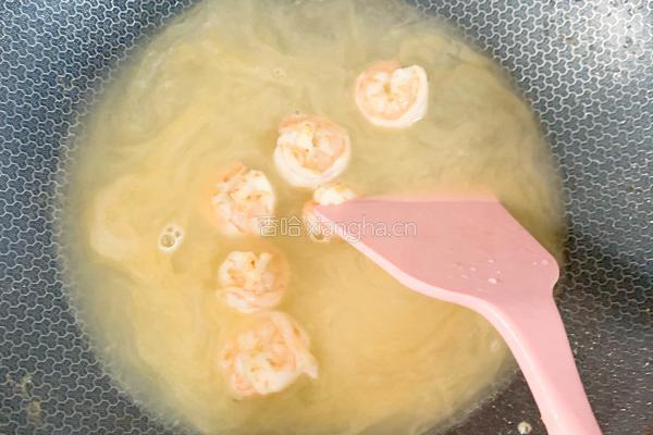 一岁宝宝辅食：虾油面（超级鲜）的做法图解7