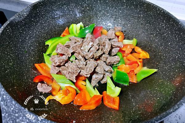 彩椒炒牛肉的做法图解6