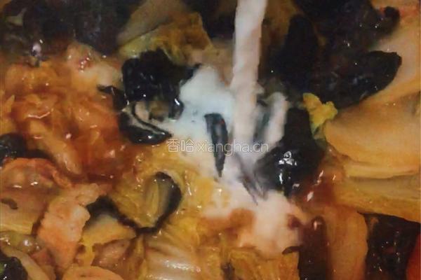 白菜木耳炒肉的做法图解9