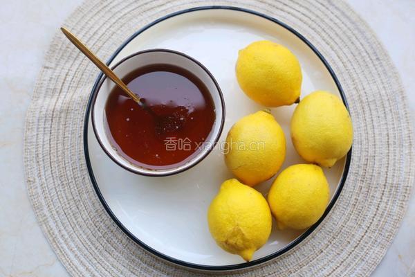 自制柠檬蜂蜜水的做法图解1