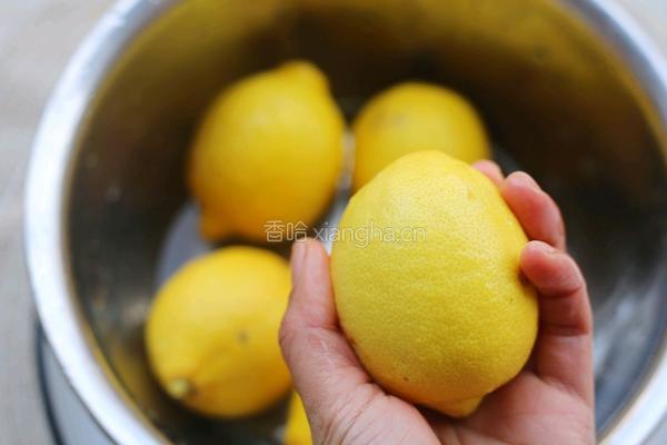 自制柠檬蜂蜜水的做法图解3
