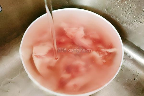 木瓜大脚菌椰汁鸭肉汤的做法图解4