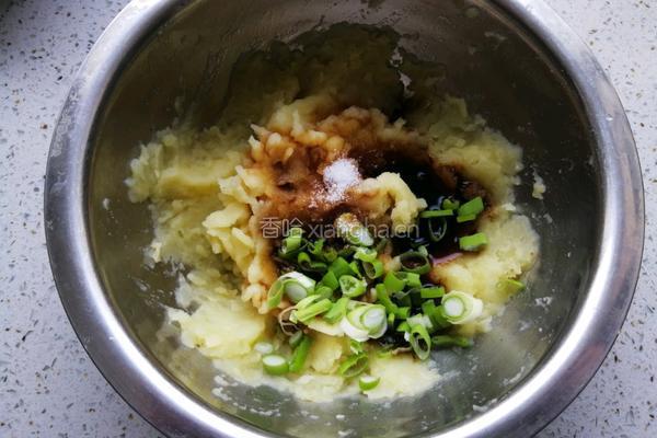 饺子皮土豆饼的做法图解10