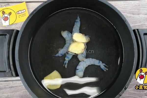 10个月宝贝生鲜鲜虾土豆条，富含虾青素！美味易消化，小鹿优鲜的做法图解5