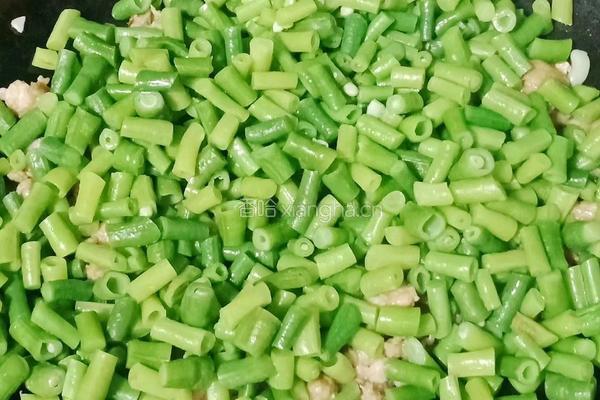 肉沫炒豆角的做法图解8