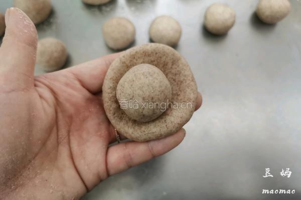黑全麦窝窝头的做法图解7