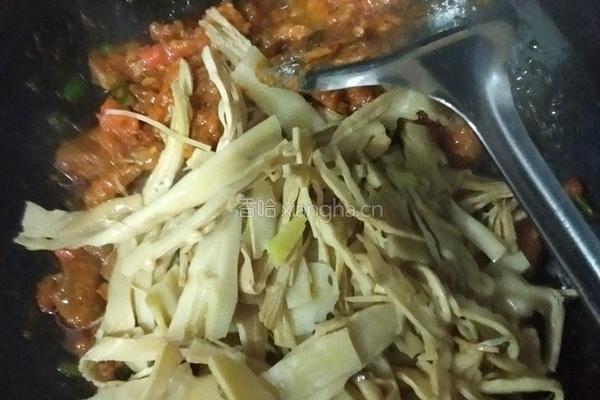 竹笋炒牛肉的做法图解3