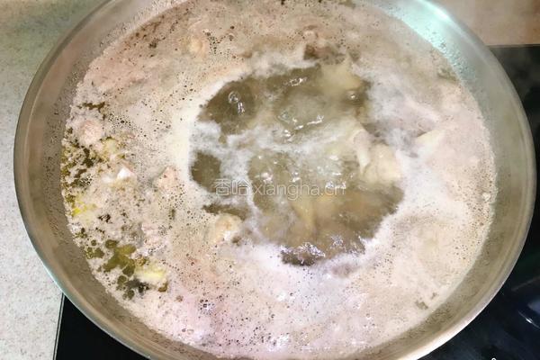 酸萝卜老鸭汤的做法图解3