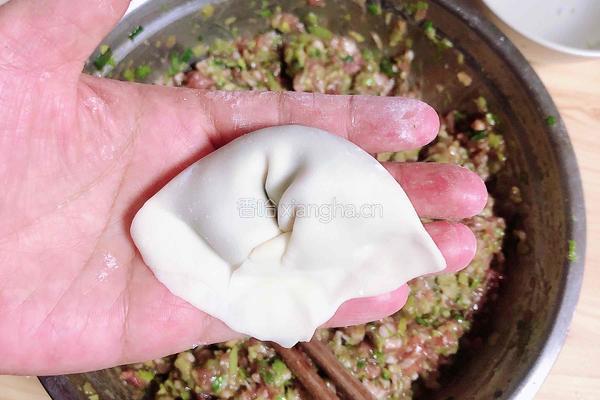 酸辣鲜肉馄饨的做法图解8