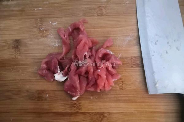 莲藕小炒的做法图解1