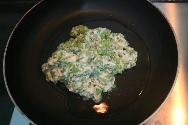 香脆豆角蛋饼的做法图解12