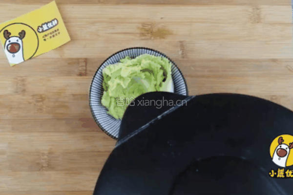 10个月宝贝生鲜，养胃低脂肪易消化的娃娃菜鲜虾粥【小鹿优鲜】的做法图解2