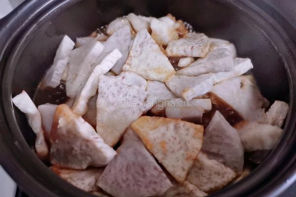 红烧肉香芋煲的做法图解8