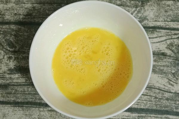 奶香鸡蛋卷饼 (宝宝辅食）的做法图解3