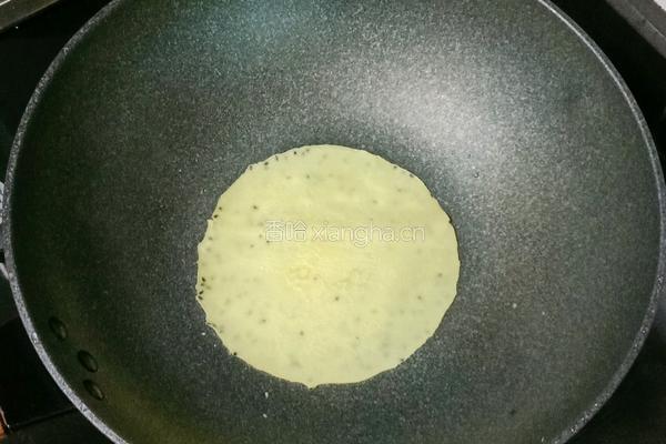 奶香鸡蛋卷饼 (宝宝辅食）的做法图解9