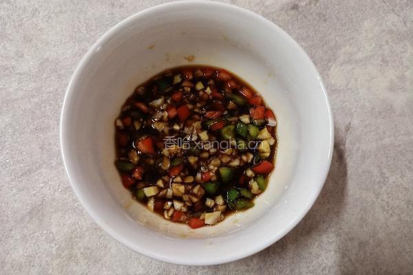 凉拌蒜香金针菇的做法图解8