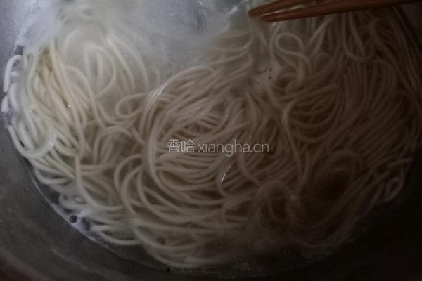 鲍鱼干贝酱拌面的做法图解5