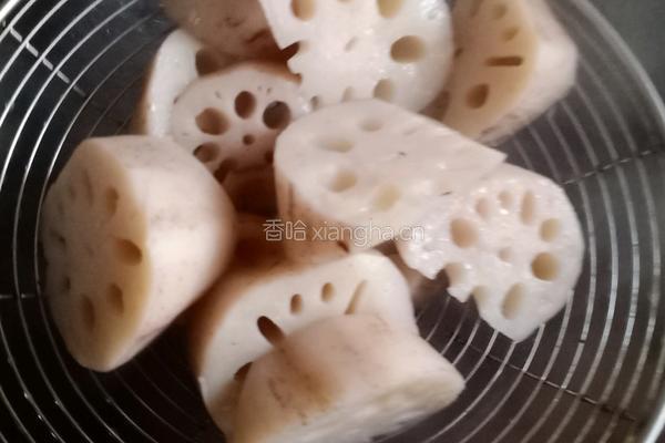 红枣莲藕鸡汤的做法图解9