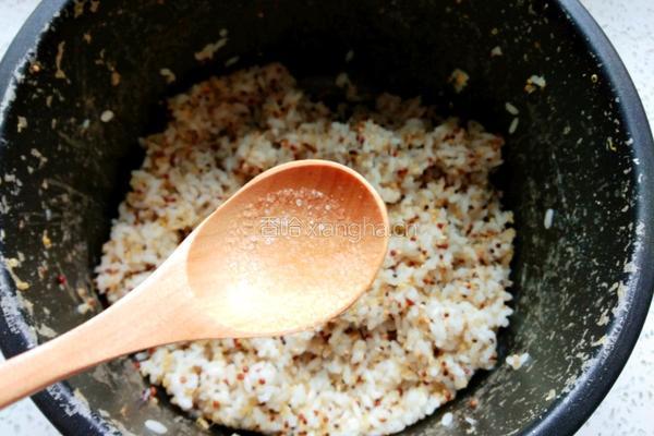 三色藜麦饭团的做法图解6