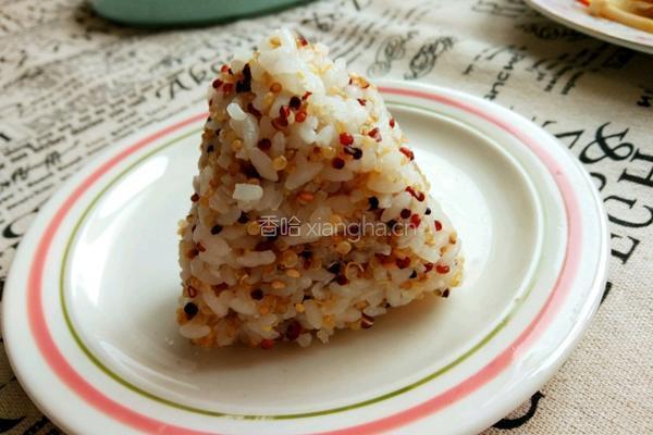 三色藜麦饭团的做法图解8