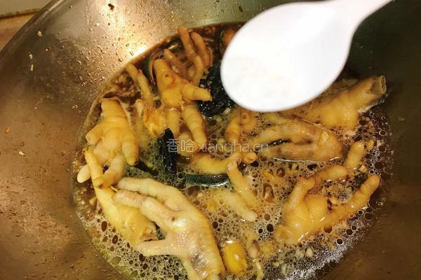 小鲍鱼红烧鸡爪的做法图解12