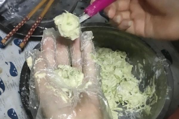 翡翠萝卜小丸子的做法图解5