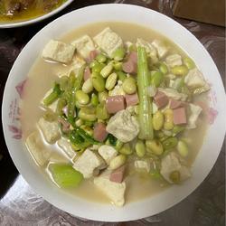 毛豆烧豆腐火腿肠的做法[图]