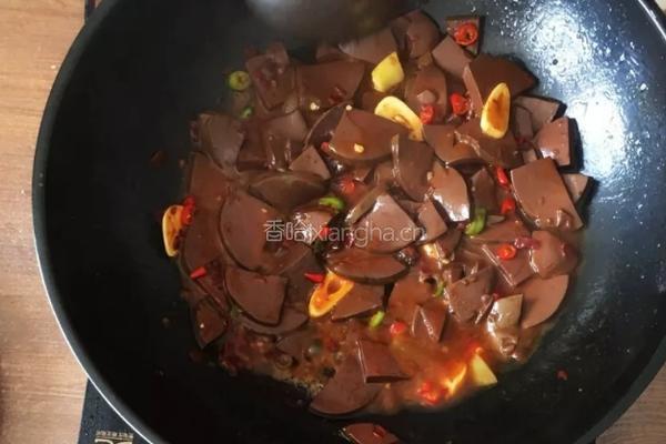 酸辣鸭血的做法图解5