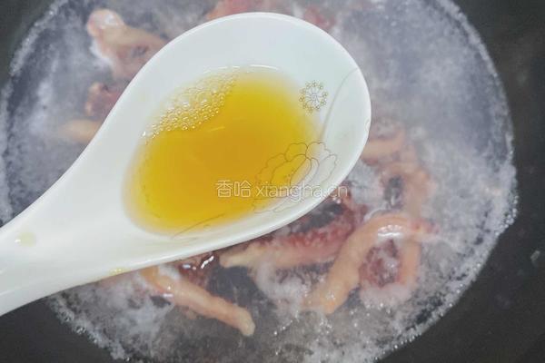 章鱼炒茼蒿的做法图解1
