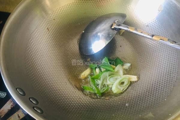绿豆芽粉条蒜苗炒鸡蛋的做法图解4