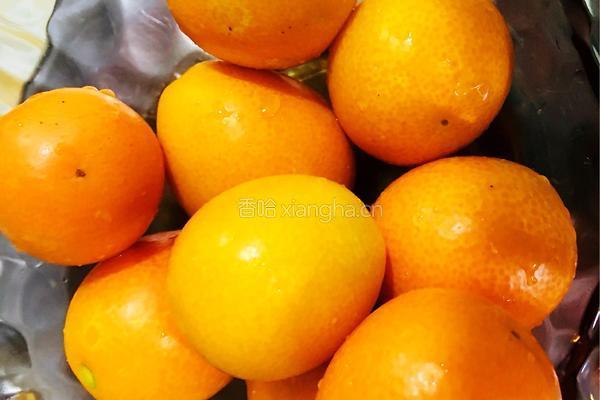 冰糖金桔的做法图解1