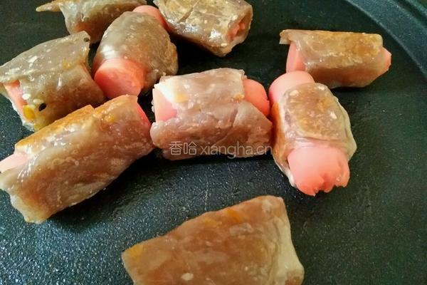 火腿肠手抓饼卷的做法图解8