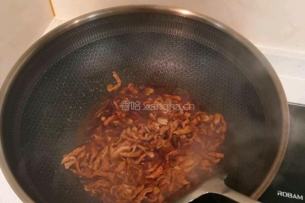芹菜炒肉的做法图解4
